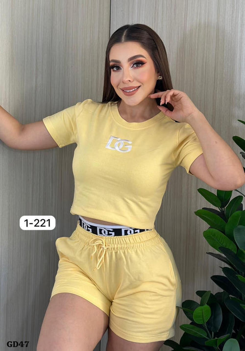 Conjunto Deportivo de Mujer 2 Piezas con Short – Talla L